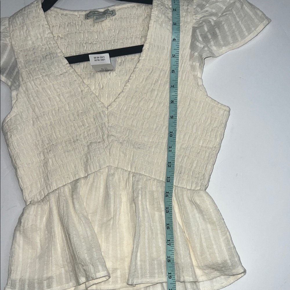 American Eagle Outfitters Cream Blouse Women's size XS - Picture 8 of 9
